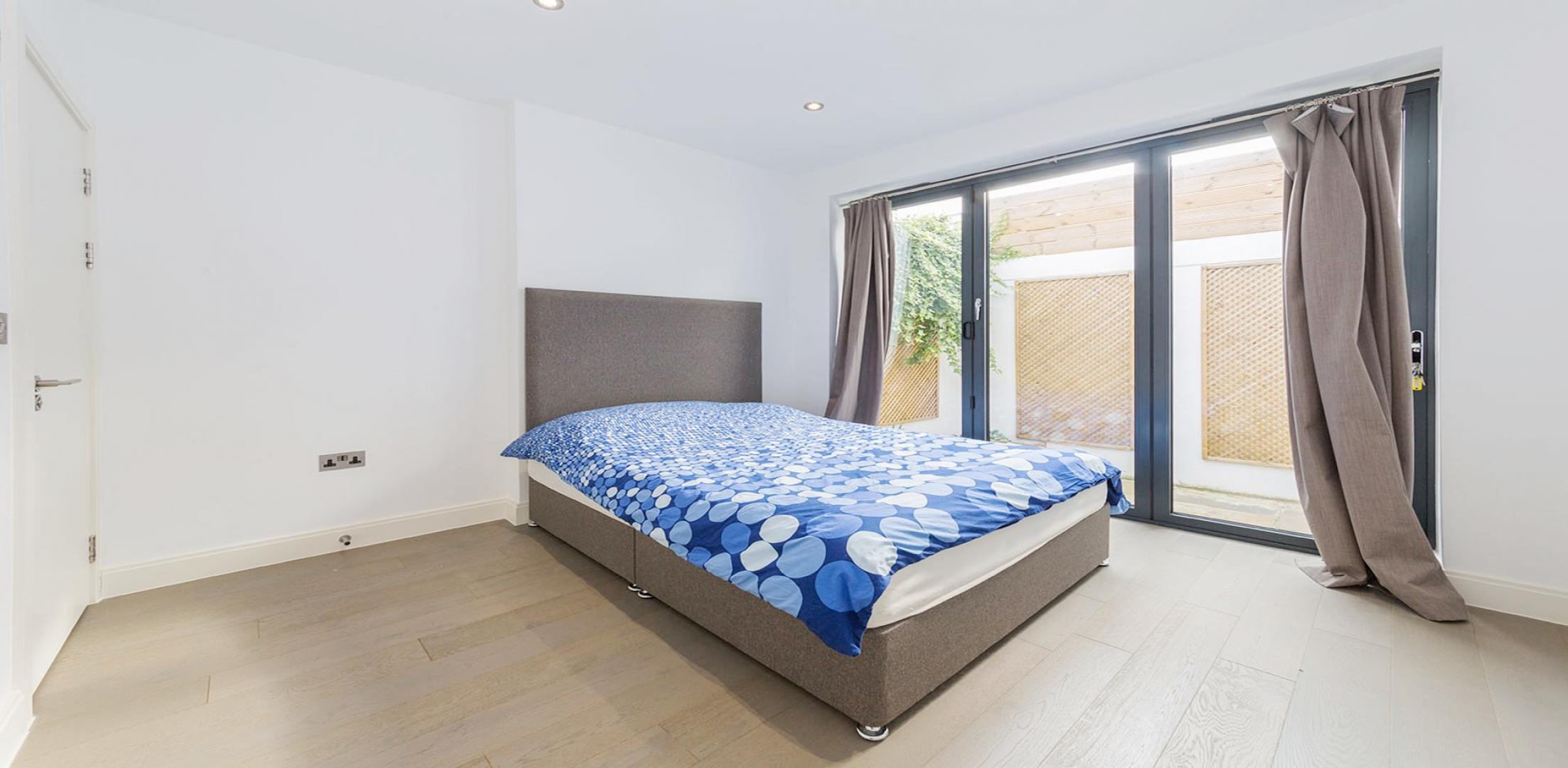 			2 Bedroom, 1 bath, 1 reception Apartment			 Cressy Road, HAMPSTEAD HEATH